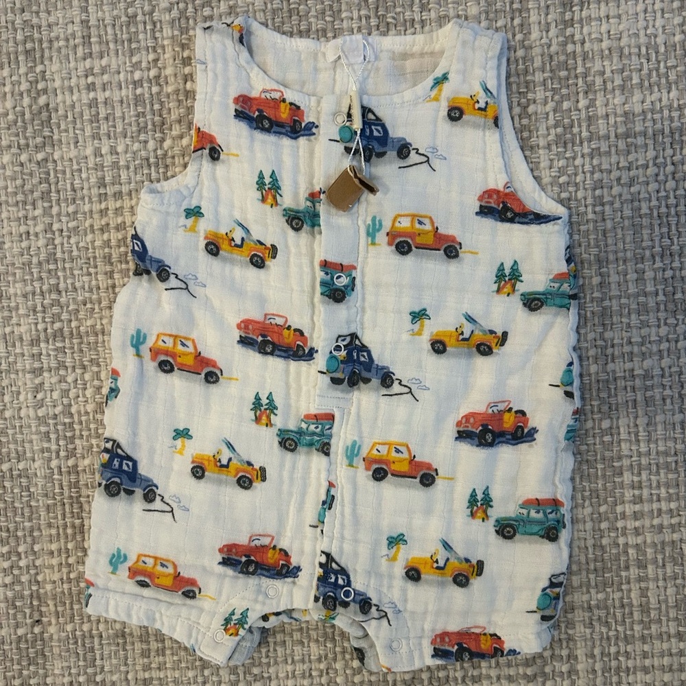 NWT Angel Dear 6-12M